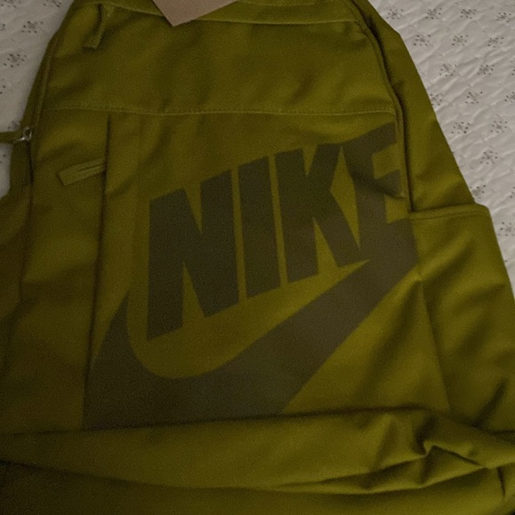COPY - Nike Backpack - Picture 2 of 6